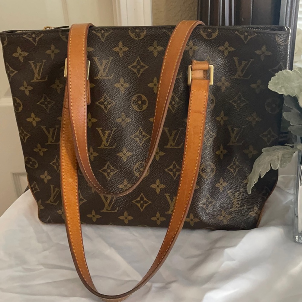 Louis Vuitton tote authentic